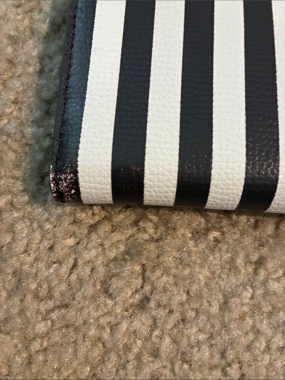 Henri Bendel Black and White Striped Zip-Around Wallet - Picture 3 of 9